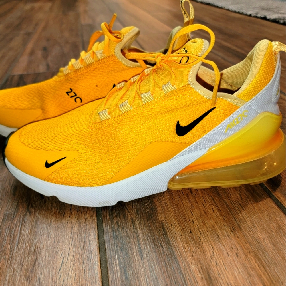 Yellow Nike 270 Air Max size 8